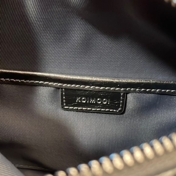 Koimooi Pillow Shoulder Bag - Picture 8 of 11